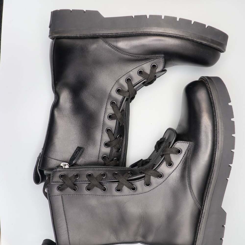 Valentino Garavani Black Leather Rockstud Lug Combat Boot EU 38.5 Fits W 8 / M 6 - Picture 12 of 16